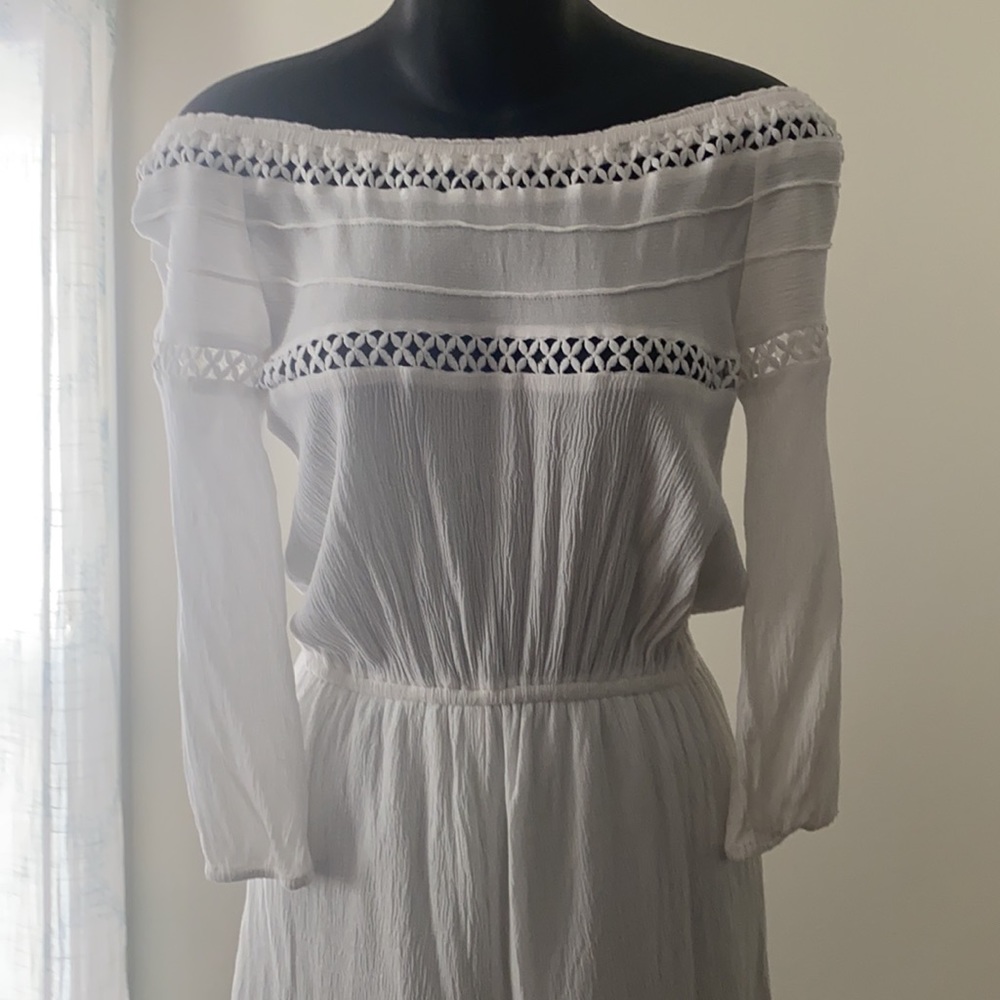 Charlotte Russe white romper Size XS. - Picture 6 of 12